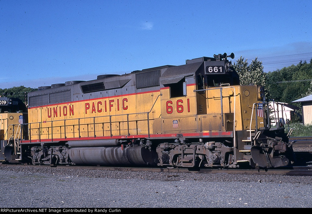 UP 661 at Centralia